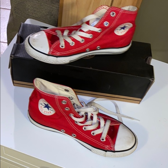 Converse - Picture 2 of 5